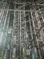 Un dettaglio del magazzino autoportante