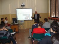 Il Prof. Lanini durante l'incontro con gli alunni